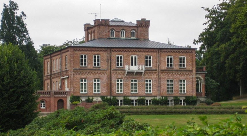 Marsvinsholms Slott, Balkåkra, Sweden, Sweden